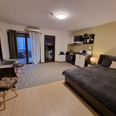 Lovely & Comfy, Central Apt In Iasi Exterior photo