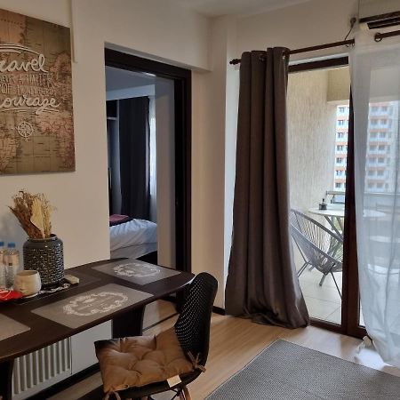 Lovely & Comfy, Central Apt In Iasi Exterior photo